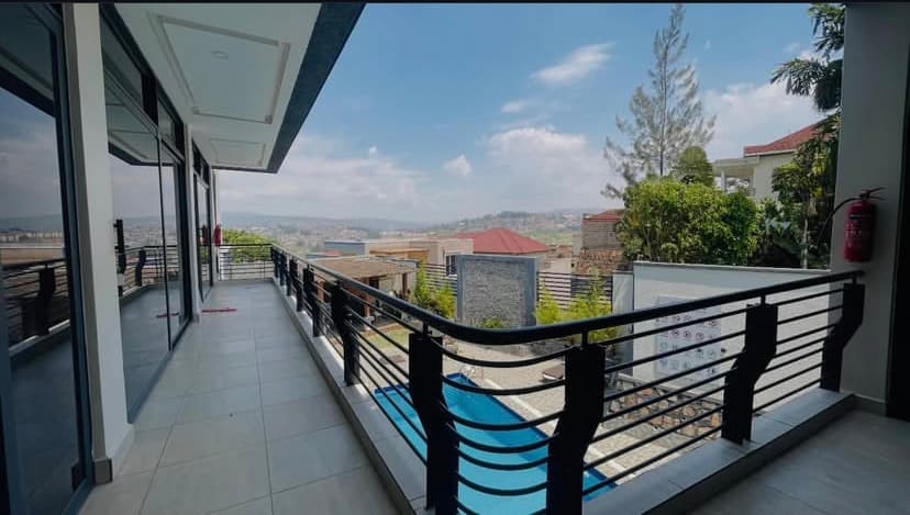 Balcony walkway above the pool